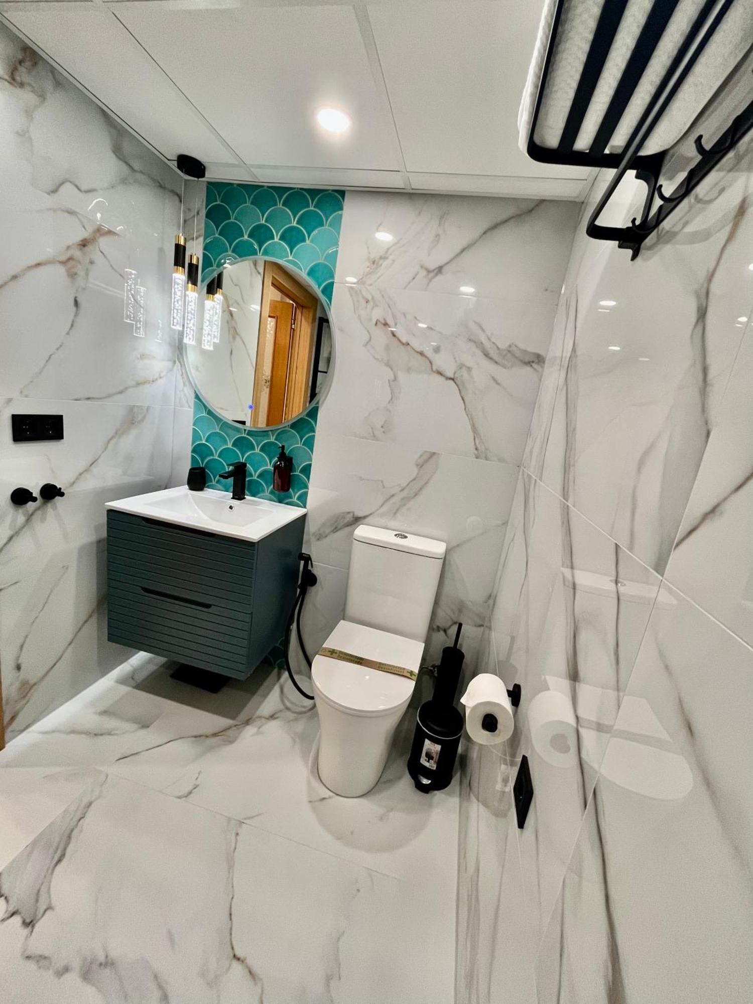 אליקאנטה Elegante Apartamento Tres Colores מראה חיצוני תמונה