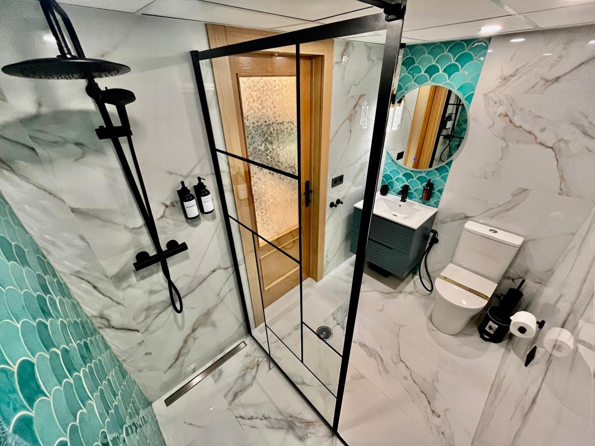 אליקאנטה Elegante Apartamento Tres Colores מראה חיצוני תמונה