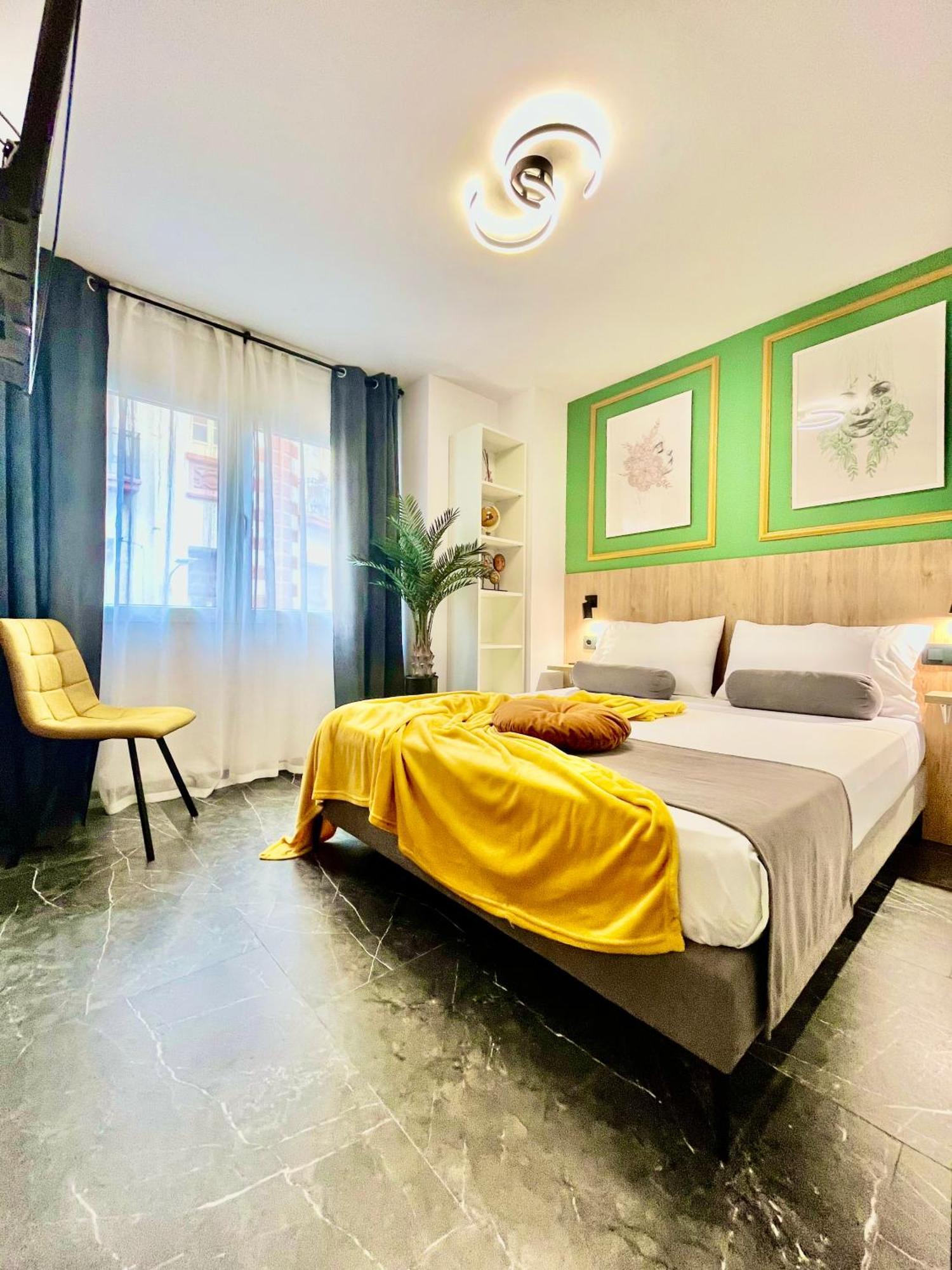 אליקאנטה Elegante Apartamento Tres Colores מראה חיצוני תמונה